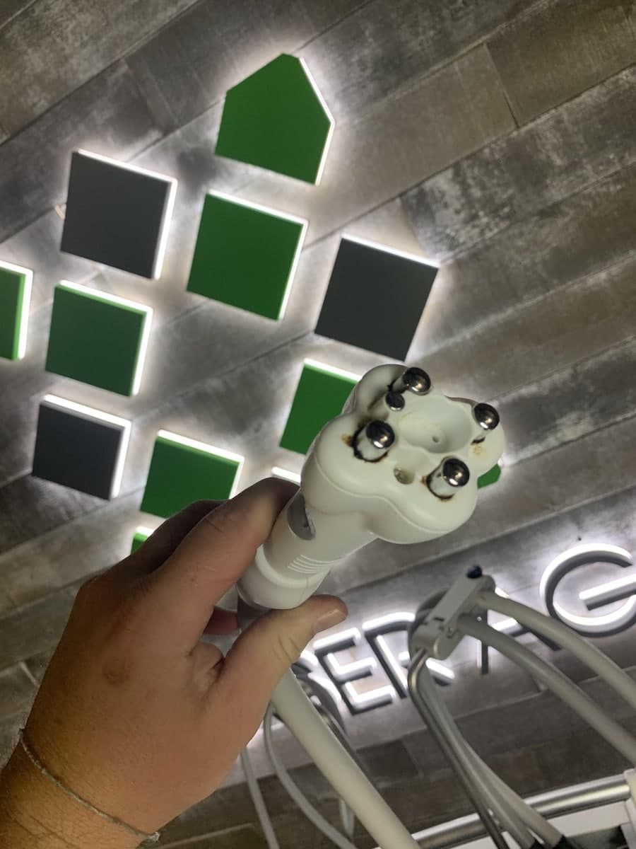 2015 Venus Legacy - image 6