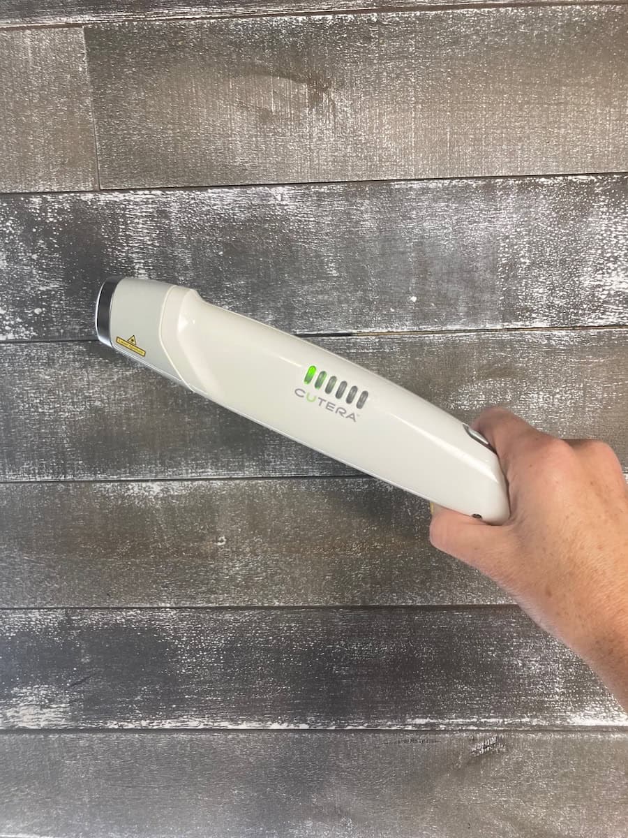 2018 Used Cutera Excel V Laser for Sale | The Laser Agent - image 7