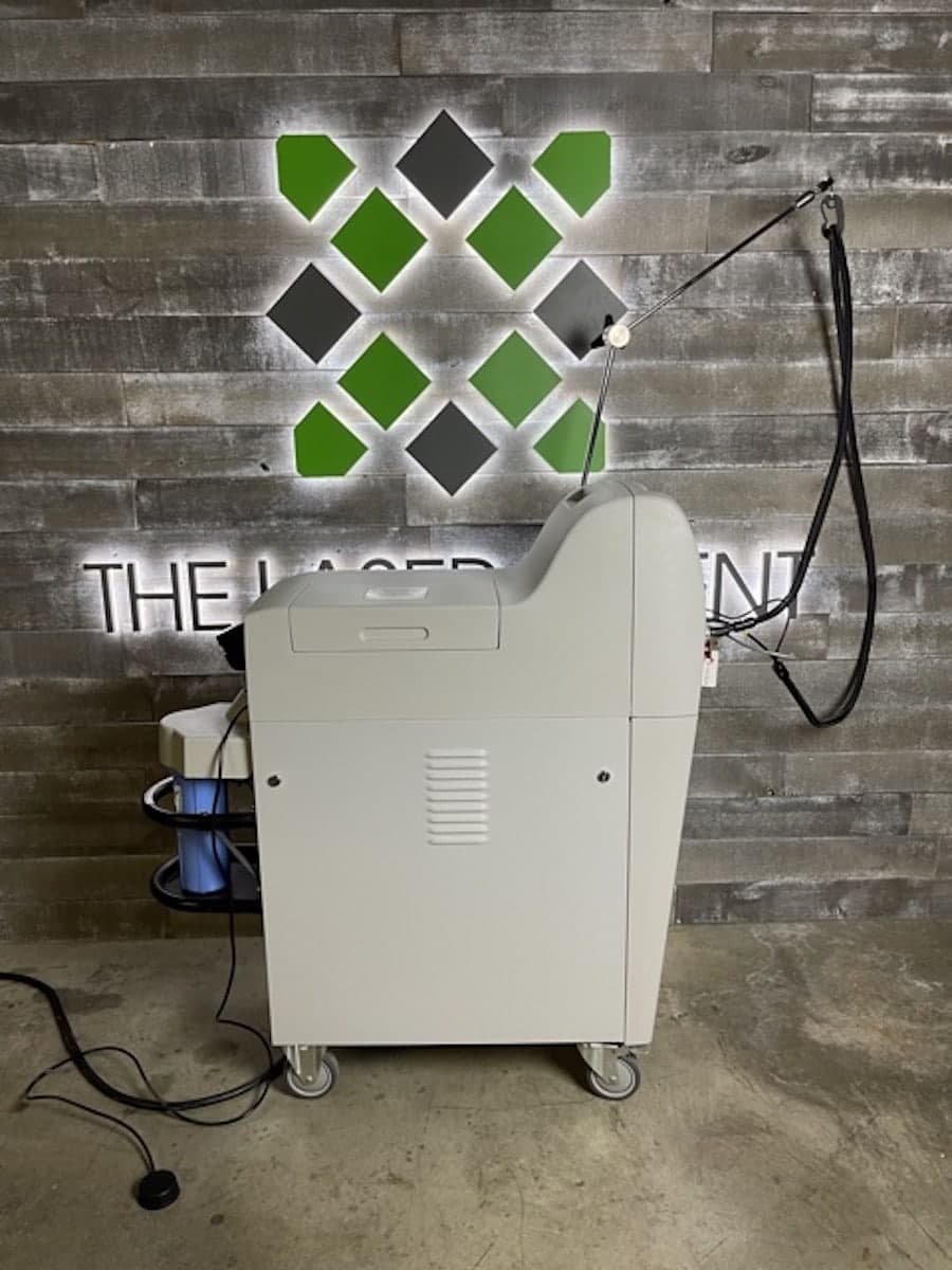 2011 Candela Vbeam Perfecta - image 3