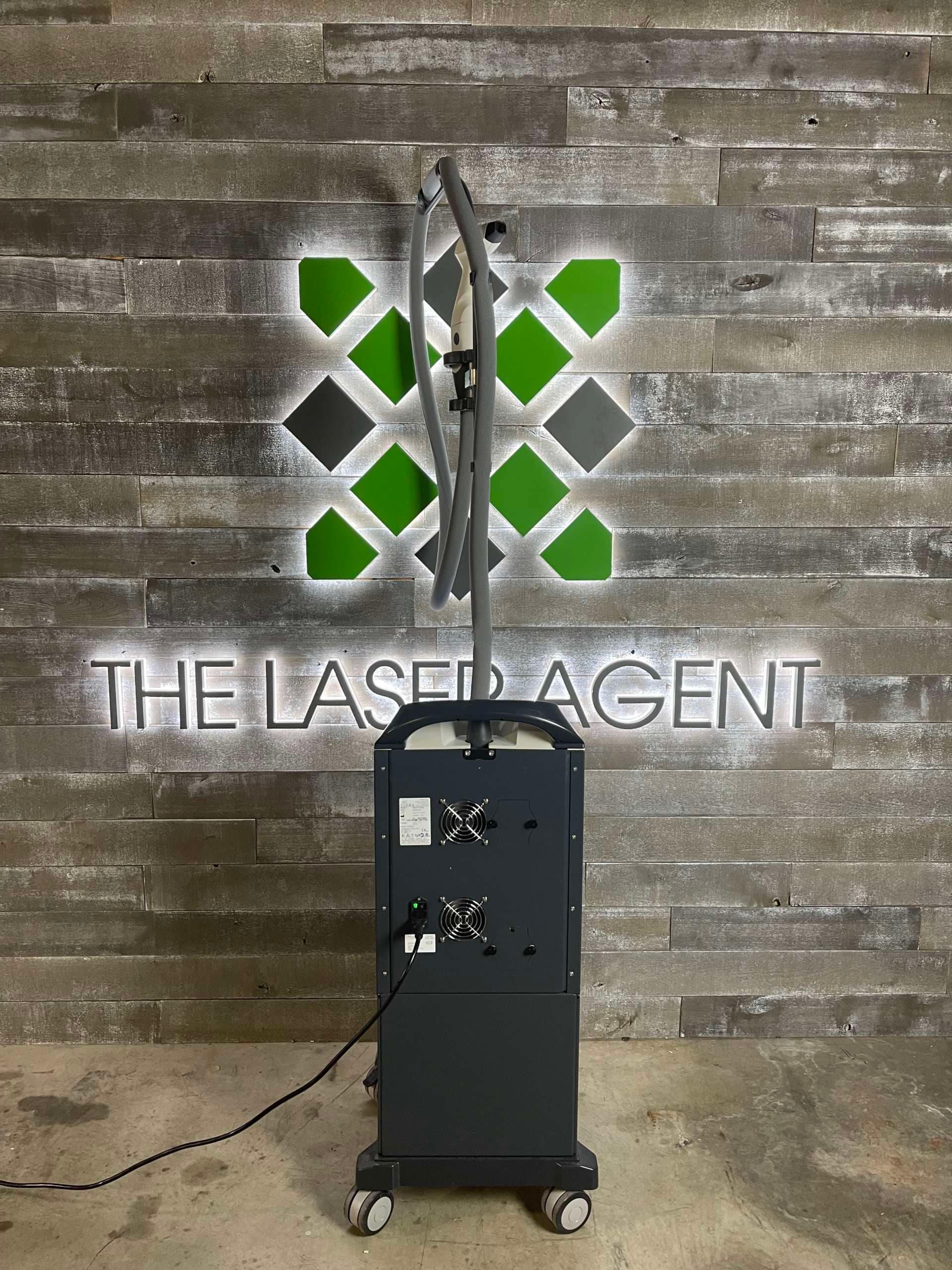 2013 Viora Reaction - image 4