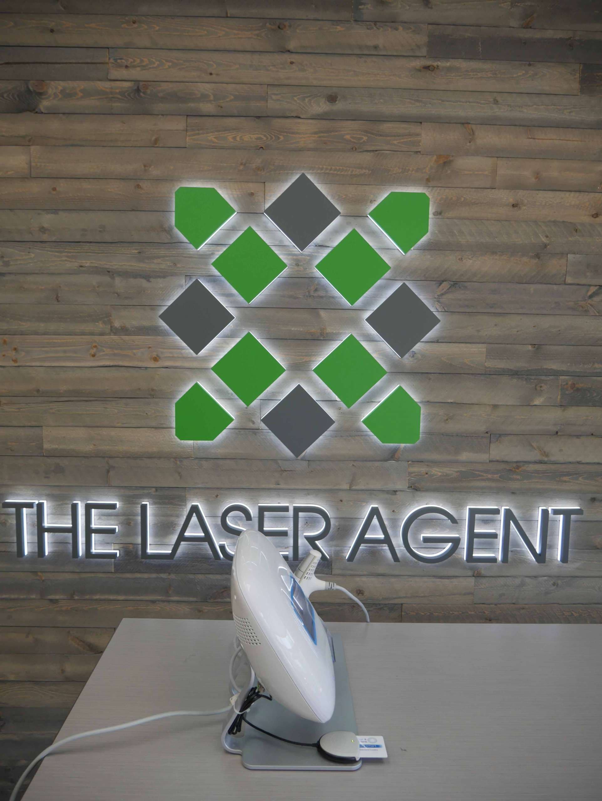 2012 Solta Clear and Brilliant - image 2