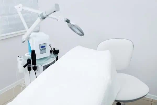 Why Startups Prefer Used Aesthetic Lasers Over New Ones