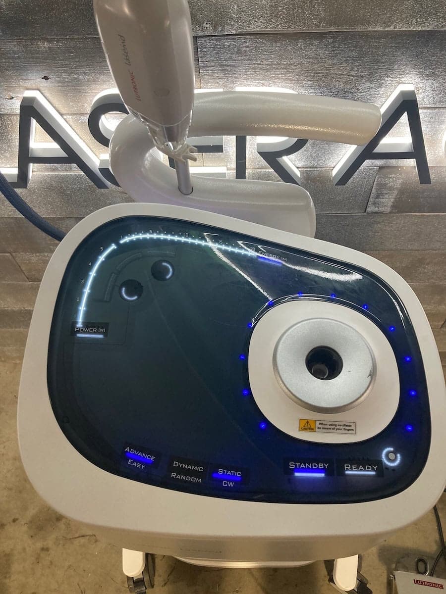 2019 Lutronic LaseMD - image 5