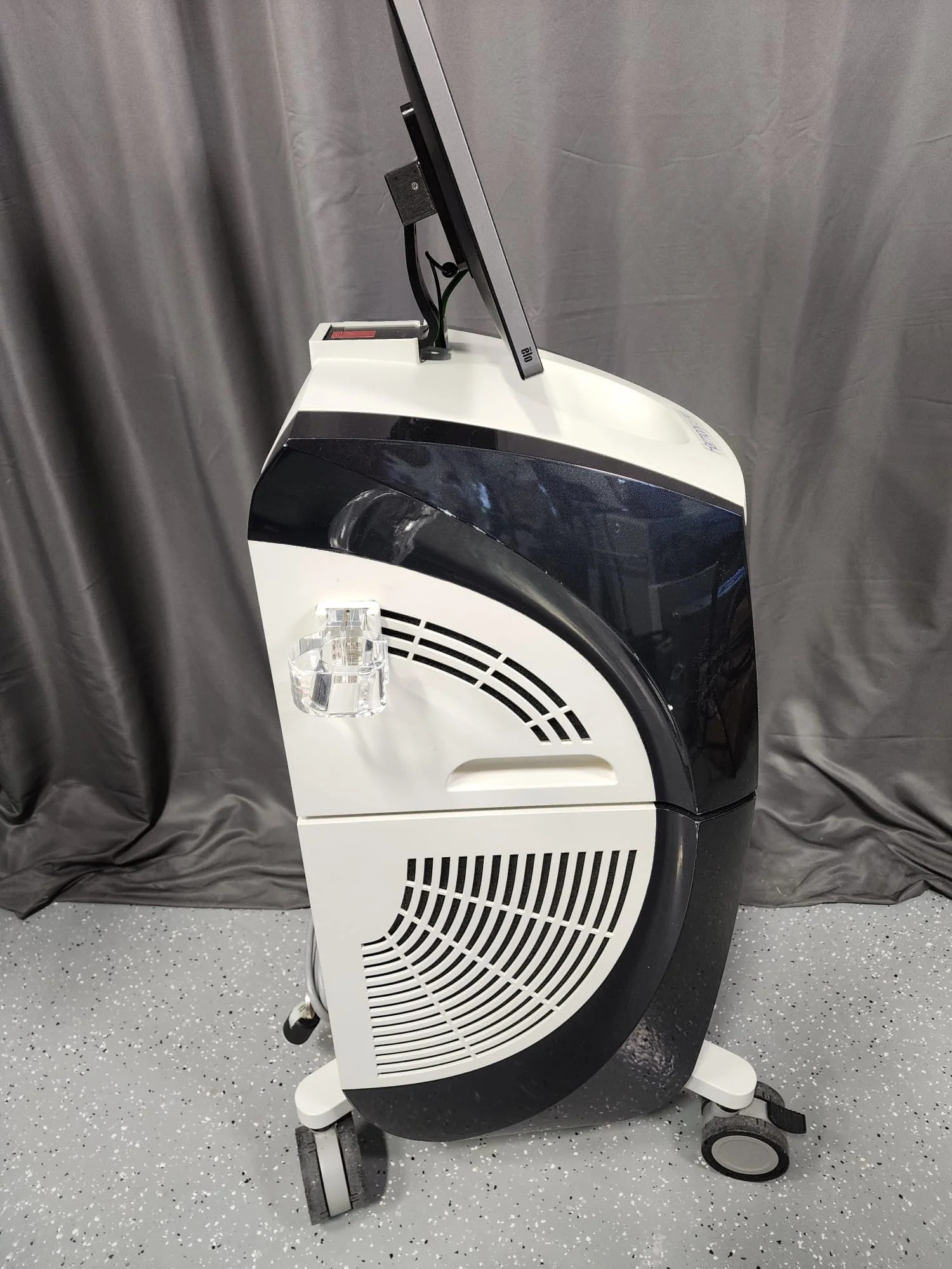 imgi_126_PHOTO-2024-05-09-12-56-15_2048x