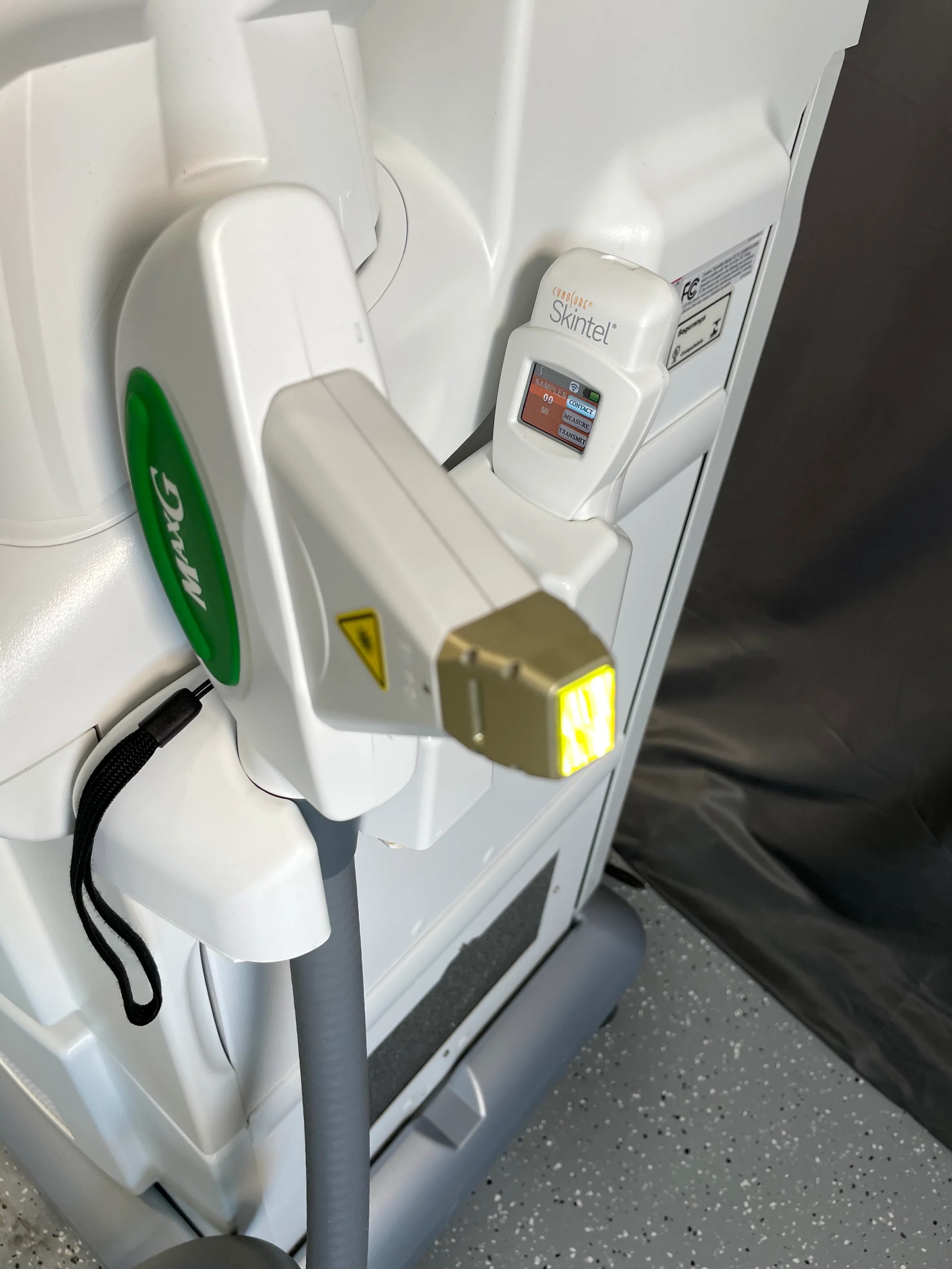 imgi_167_IMG_0463_2048x