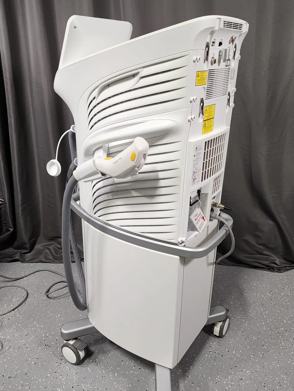 PHOTO-2023-12-08-19-24-012_940x