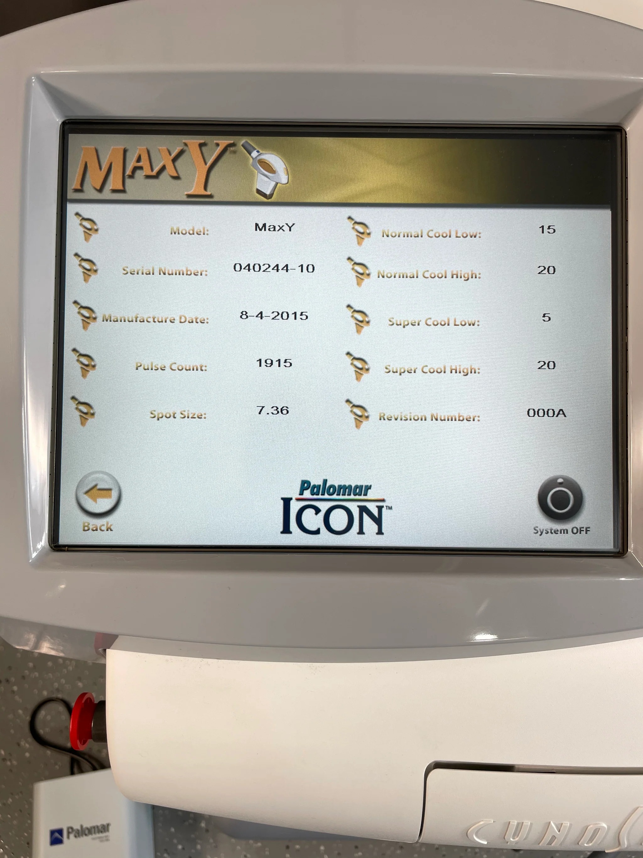 imgi_137_IMG_0451_2048x